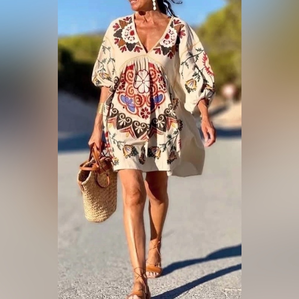 Zara linen blend floral embroidered dress - absolutely stunning / medium